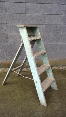 Lot 160 - Vintage Wooden Steps, 110cm tall.