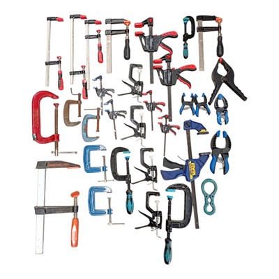Lot 172 - A selection of G clamps.
