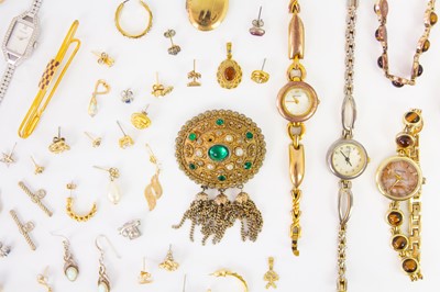 Lot 445 - A selection of costume jewellery, including a little gold and silver.