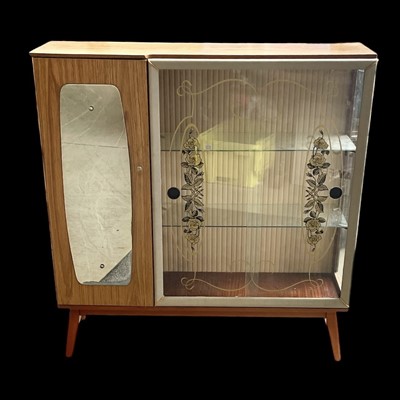 Lot 17 - A mid-century drinks cabinet, 108cm wide,...