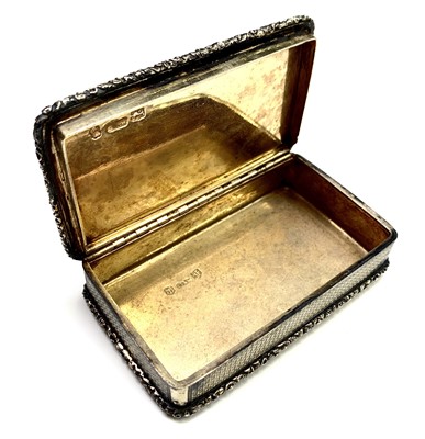 Lot 2453 - A fine George IV silver-gilt table snuff box...
