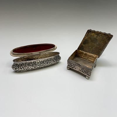 Lot 2483 - An Edwardian silver ring box of lozenge shape...