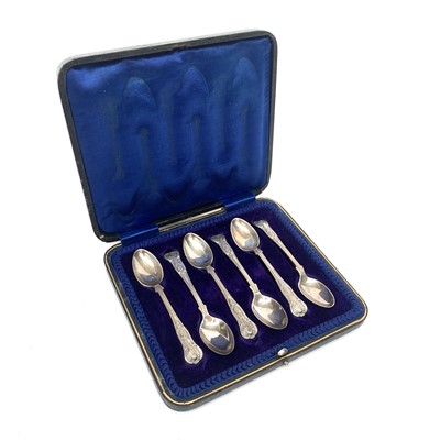 Lot 2017 - A set of six Kings pattern silver teaspoons...