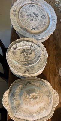 Lot 993 - A Chamberlains Worcester part dinner service,...