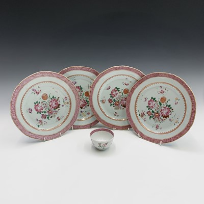 Lot 235 - A set of four Chinese famille rose export...