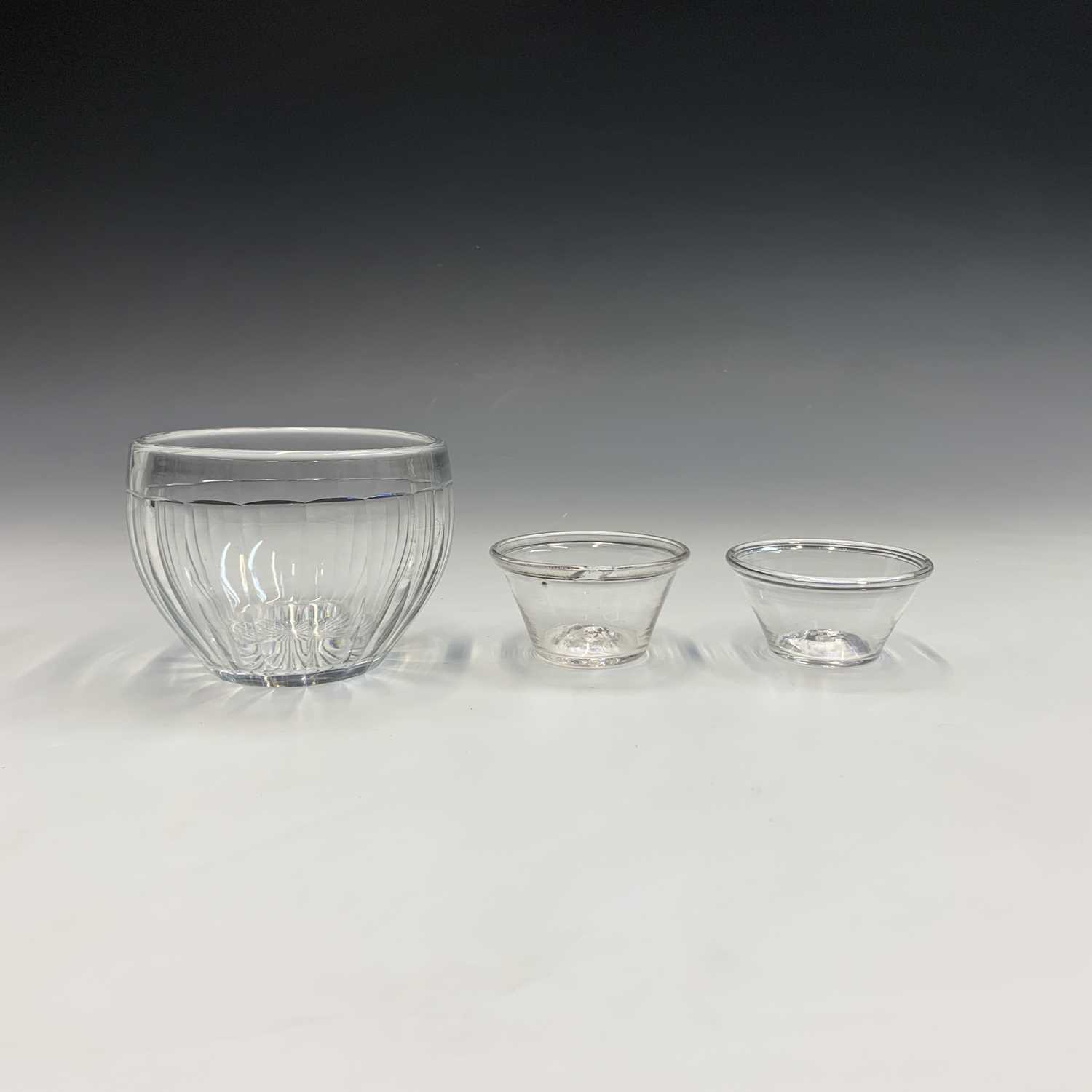 Lot 995 - A pair of 18th century small conical glass...