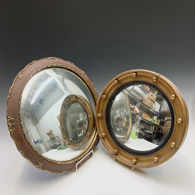 Lot 662 - A Regency style gilt circular wall mirror,...