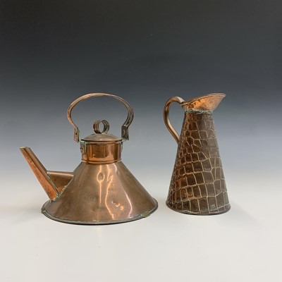 Lot 54 - A ship's copper kettle, height 21cm, and a...