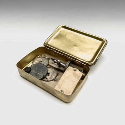 Lot 17 - A 1914 Queen Mary brass Christmas box, an...