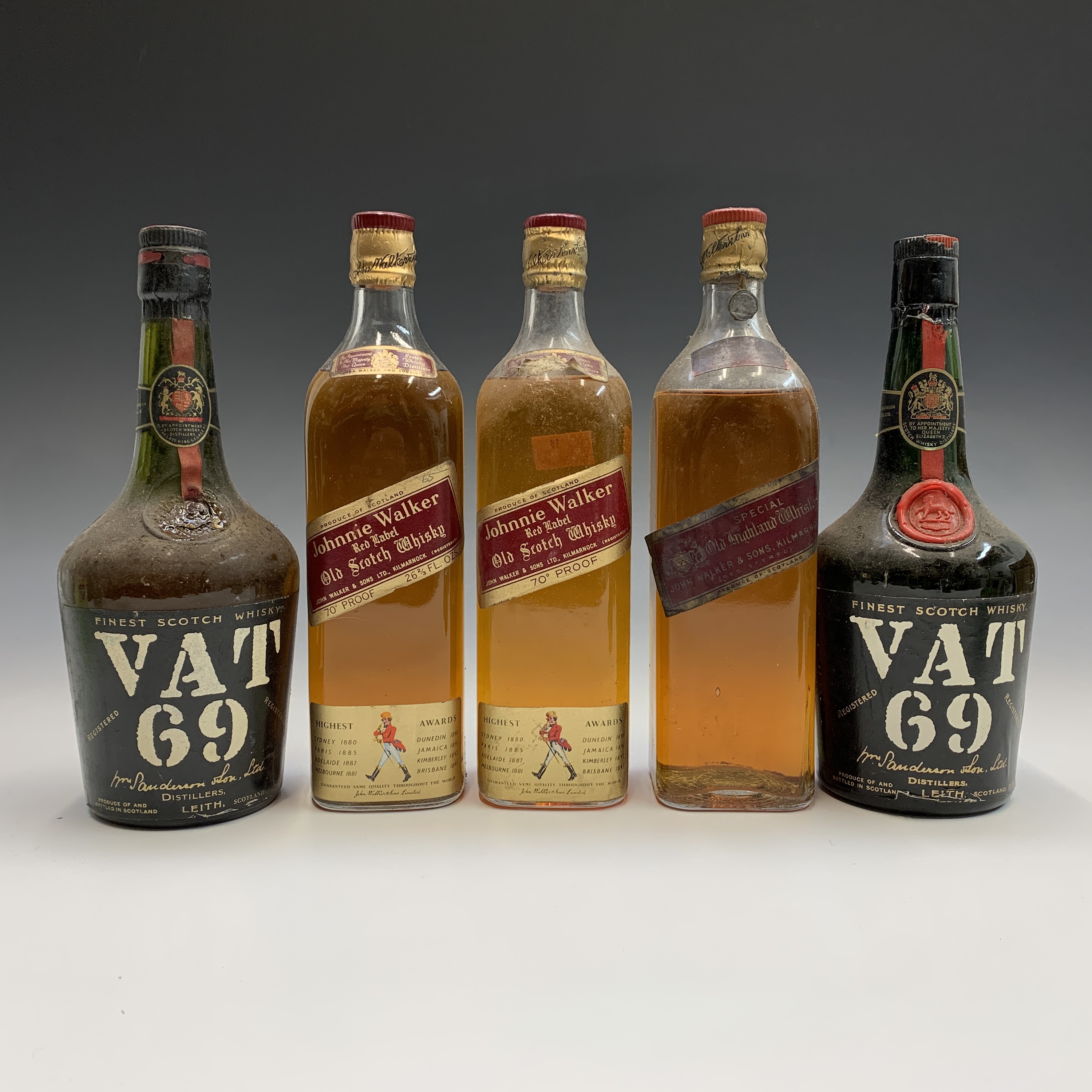 Lot 19 Two bottles of Vat 69 Scotch whisky, together