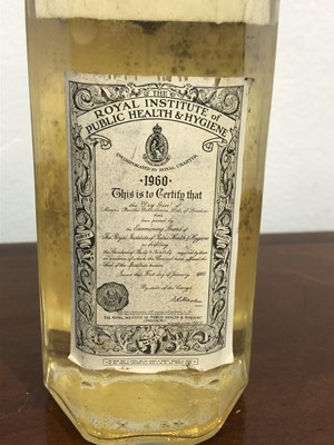 Lot 20 - A selection of vintage bottles of Gin,...