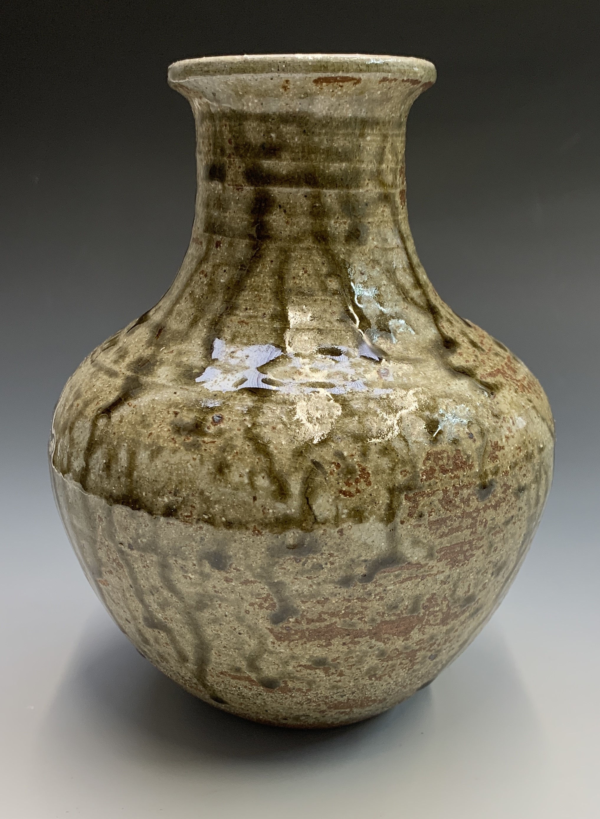 Lot 538 - Joanna WASON (b. 1946) A studio pottery