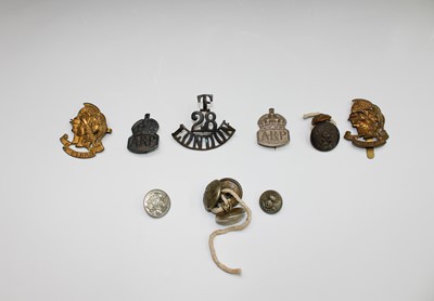 Lot 215 - MILITARY BADGES & BUTTONS: Includes 2 x...