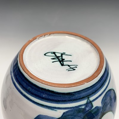 Lot 892 - An Alain Caiger-Smith Aldermaston pottery...
