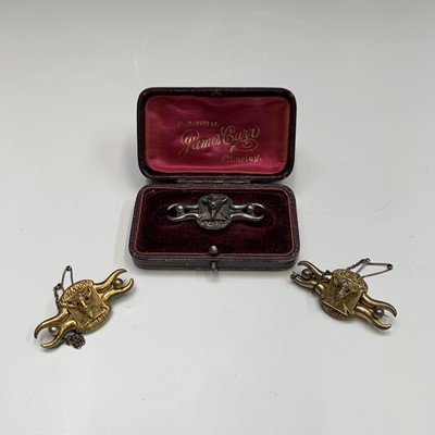 Lot 263 - RAOB Silver gilt & silver pin badges (3). Lot...