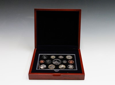 Lot 13 - GB 2006 Executive proof collection in wooden...