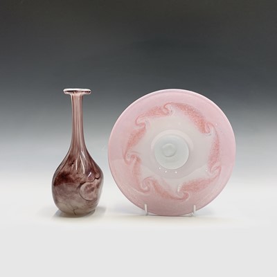 Lot 846 - Art glass - A Vasart pink glass bowl, diameter...