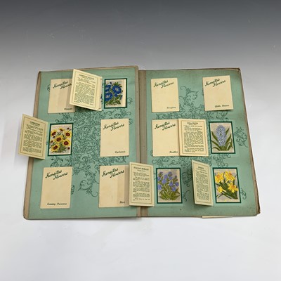 Lot 817 - Cigarette Cards: Kensitas silk flowers medium...