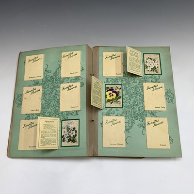 Lot 817 - Cigarette Cards: Kensitas silk flowers medium...