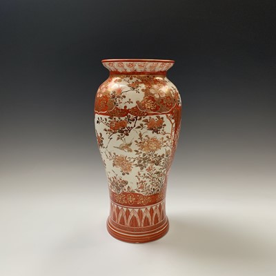Lot 96 - A Japanese kutani porcelain vase, 19th century,...