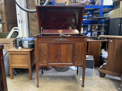 Lot 3246 - A Columbia grafonola mahogany cabinet...