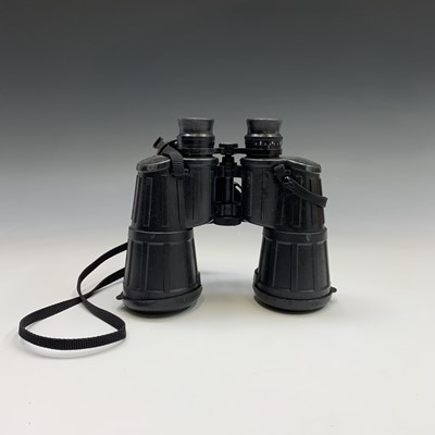 Lot 339 - A pair of Zeiss rubber armoured 15 X 60B...