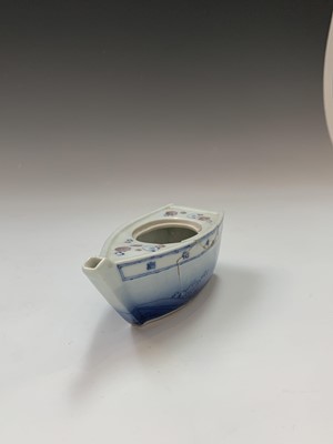 Lot 78 - A Japanese porcelain teapot in the form of a...