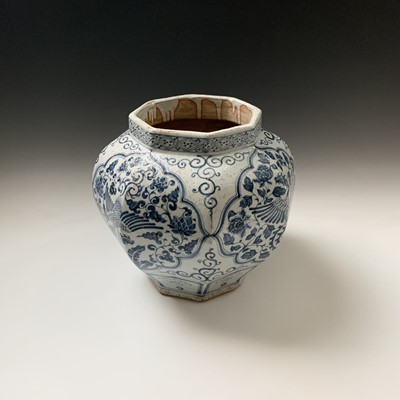 Lot 55 - A Chinese blue and white octagonal vase. Yuan...