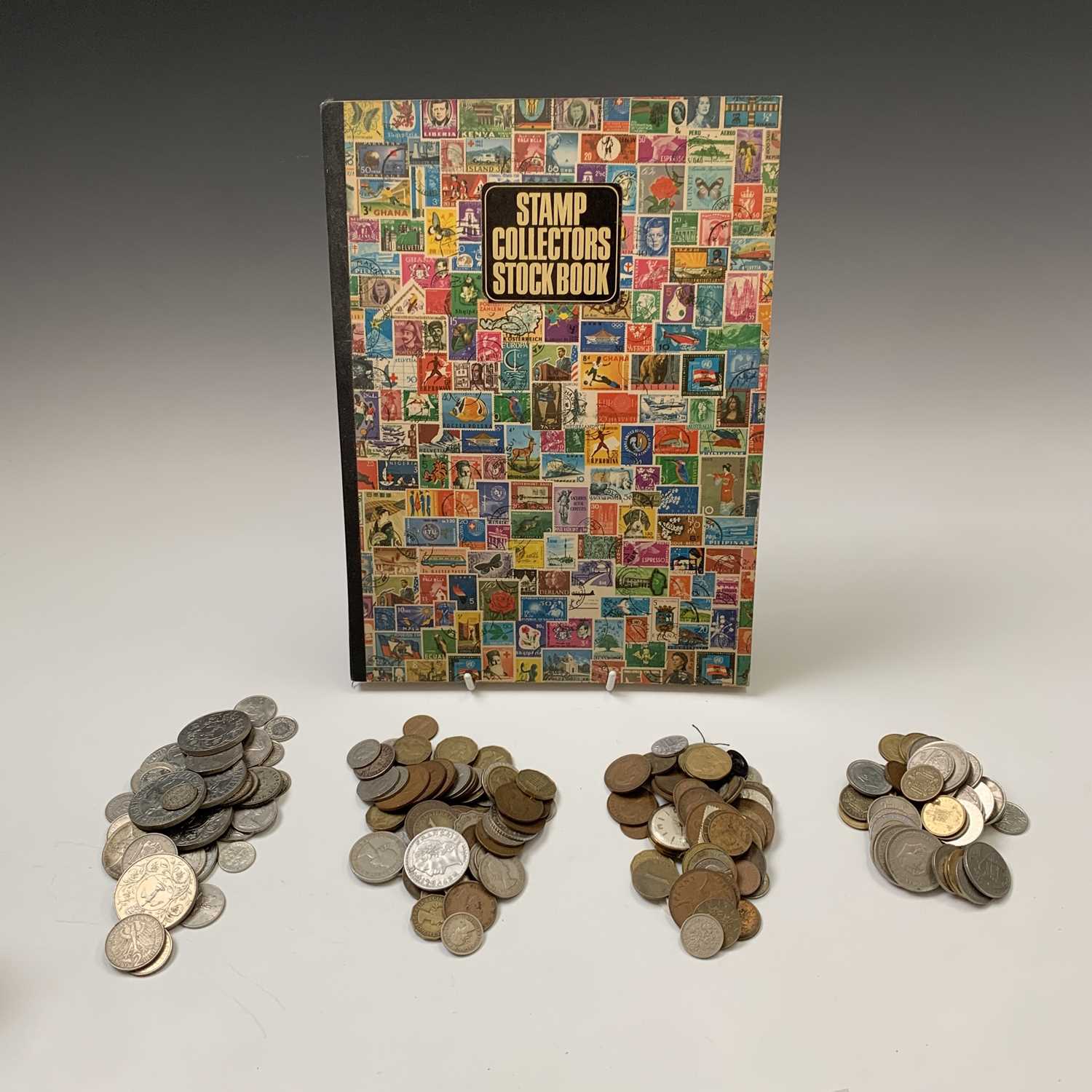 Lot 63 - G.B. & WORLD COINS: A mixture of G.B. coins...