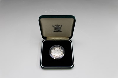 Lot 49 - GREAT BRITAIN 1995 silver proof £2 peace coin...