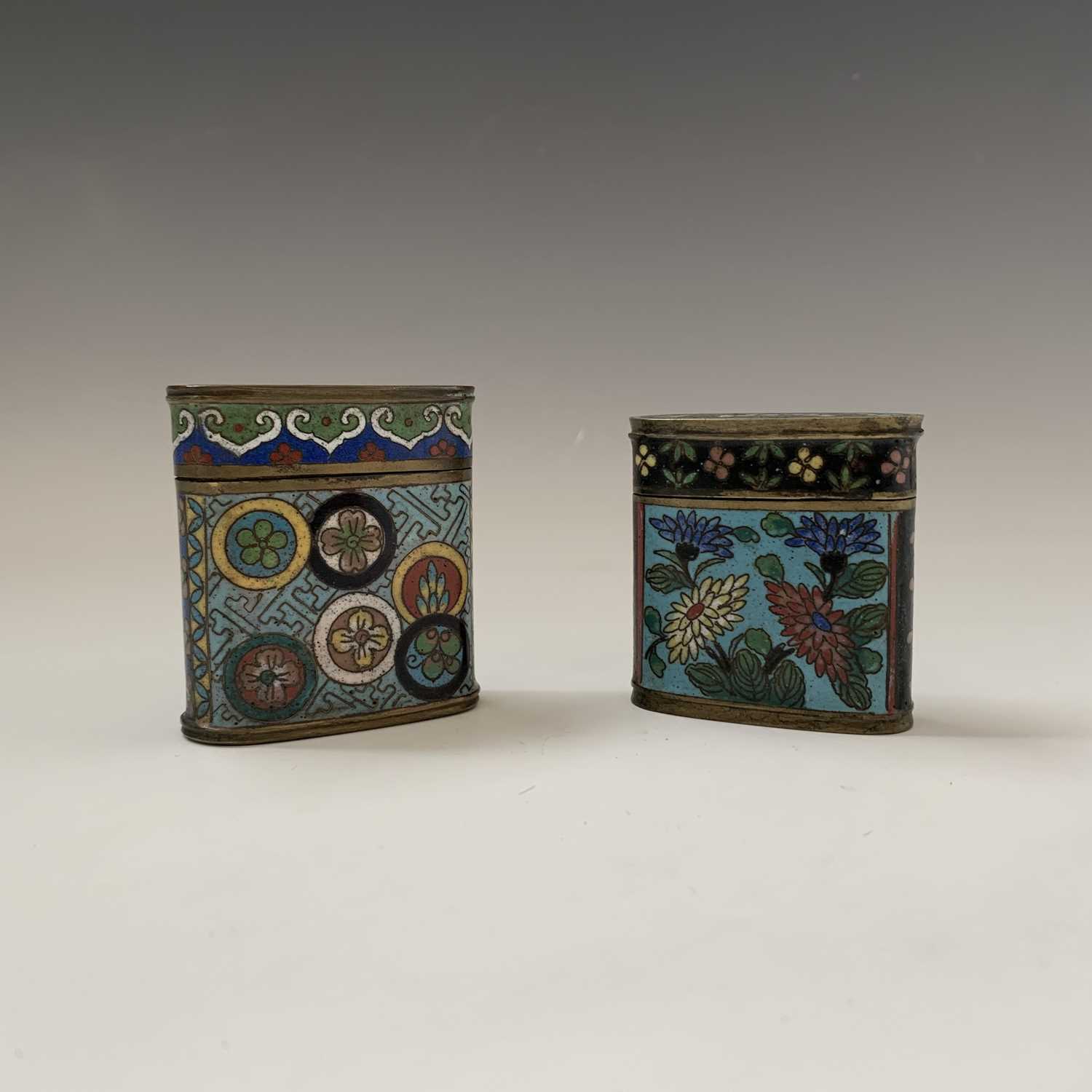 Lot 176 - A pair of Japanese cloisonne boxes, 19th...