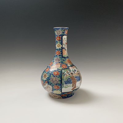 Lot 209 - A Japanese porcelain bottle vase, circa 1890,...