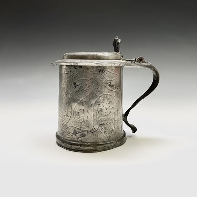 Lot 542 - A Stuart pewter tankard by Samuel Booth of...