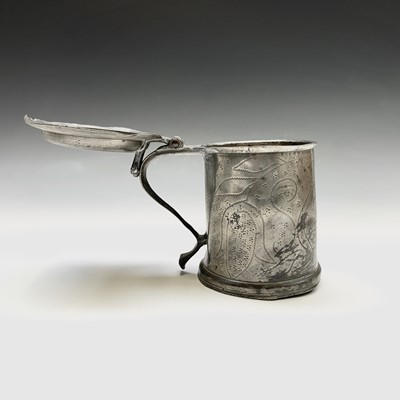 Lot 542 - A Stuart pewter tankard by Samuel Booth of...
