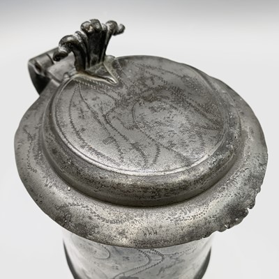 Lot 542 - A Stuart pewter tankard by Samuel Booth of...