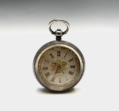 Lot 271 - A Victorian silver cased keywind fob watch,...