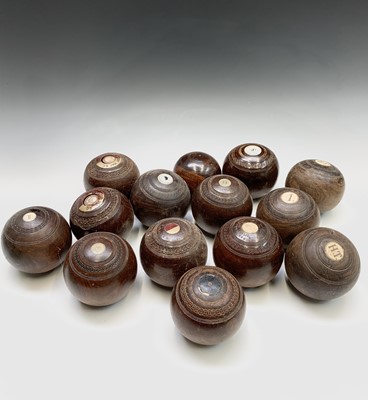 Lot 324 - A quantity of approximately 28 lignum vitae...