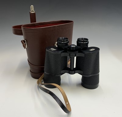 Lot 326 - A pair of Carl Zeiss Jenoptem 10 X 50...