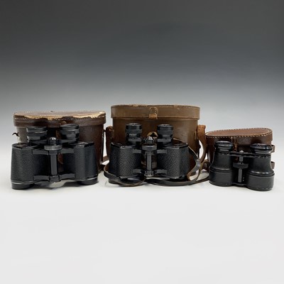 Lot 351 - A pair of binoculars by Wray of London...