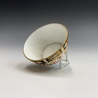 Lot 1011 - A Royal Crown Derby part tea service in the...