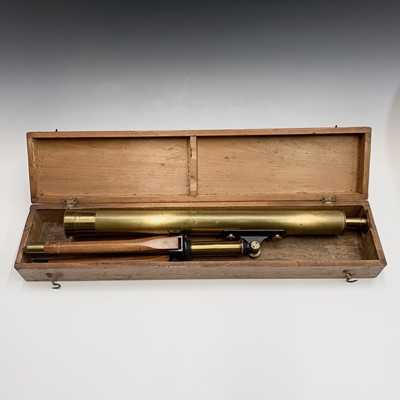 Lot 476 - A brass telescope, circa 1900, complete with...