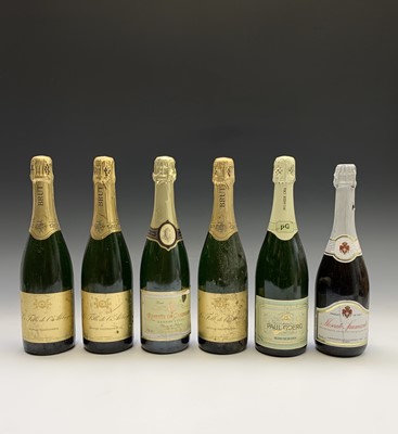 Lot 511 - Sparkling wine, a bottle of Paul Goerg NV...