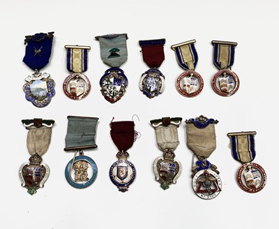 Lot 542 - Collection of Masonic jewels