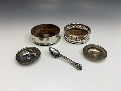 Lot 140 - A pair of silver Armada dishes, a modern...