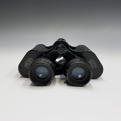 Lot 580 - A pair of Optolyth 10 X 40 Alpin binoculars,...