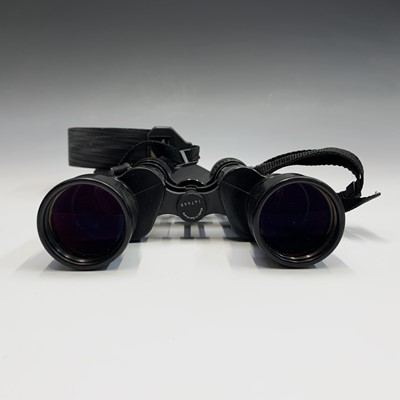 Lot 580 - A pair of Optolyth 10 X 40 Alpin binoculars,...