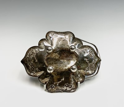 Lot 29 - A Chinese silver lobed sweetmeat tray, circa...