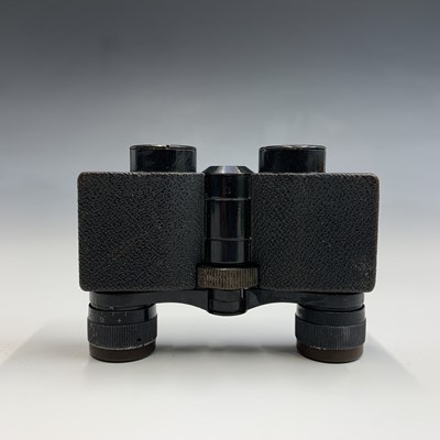 Lot 630 - A pair of Carl Zeiss Telita opera glasses,...