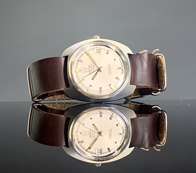 Lot 816 - An Omega Geneve electronic f 300 hz gentlemans...