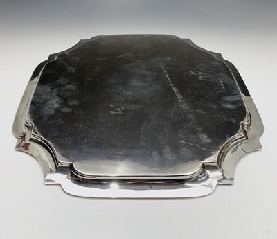 Lot 114 - A silver George V plain tray, square with...